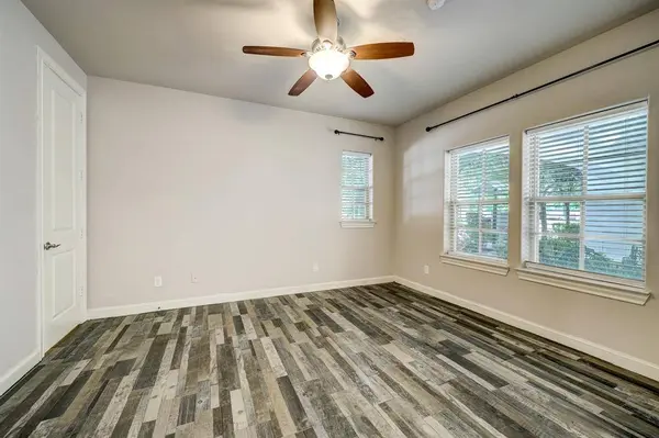 721 Live Oak ST, Houston, TX 77003