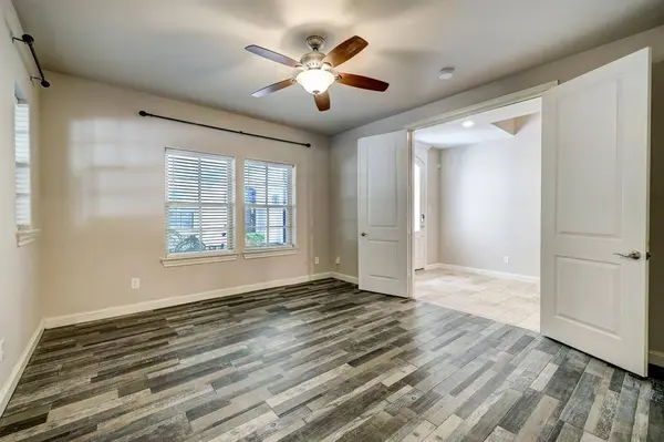 721 Live Oak ST, Houston, TX 77003