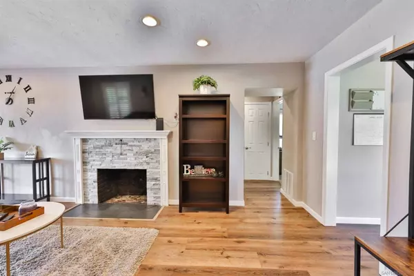 13008 Mapleview St, Lakeside, CA 92040