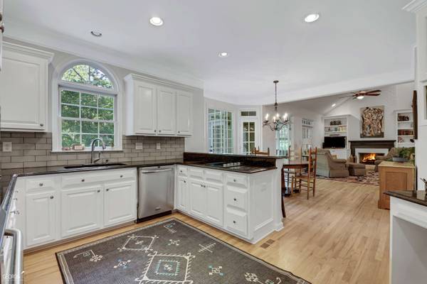 4855 NE Parkland TRL NE, Roswell, GA 30075