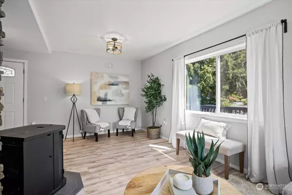 20229 148th AVE SE, Kent, WA 98042