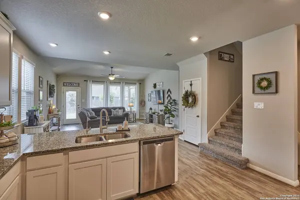 11612 BAKERSFIELD PASS, San Antonio, TX 78245-3917