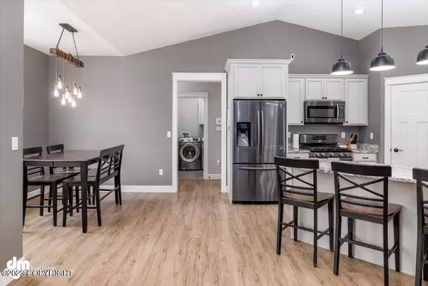 7446 W Leighton CIR, Wasilla, AK 99623