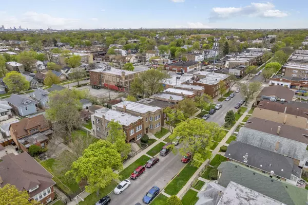 1221 N Massasoit Avenue, Chicago, IL 60651