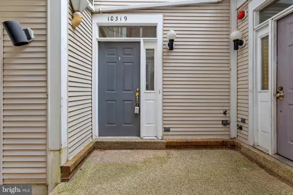 10319 ROYAL WOODS CT, Montgomery Village, MD 20886