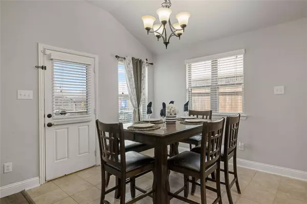 2101 Danibelle Drive, Heartland, TX 75126