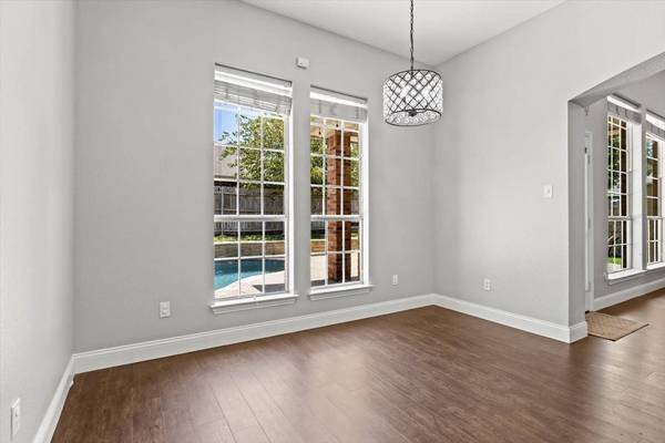 4302 Wildbriar Lane, Mansfield, TX 76063