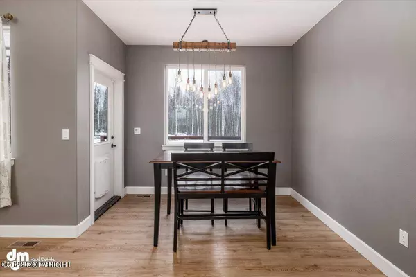 7446 W Leighton CIR, Wasilla, AK 99623