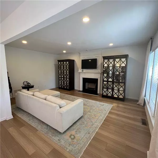 3930 Almandine WAY, Cumming, GA 30040