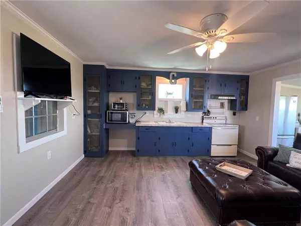 1004 FOUR POINT RD, Dulac, LA 70353