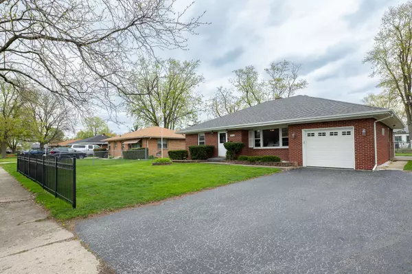 1008 Alann DR, Joliet, IL 60435