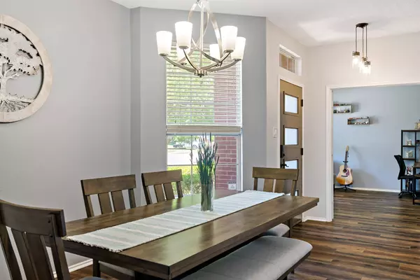 10714 Lansdowne Lane, Rowlett, TX 75089