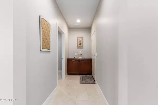 1535 W SILVER CREEK Lane, San Tan Valley, AZ 85140