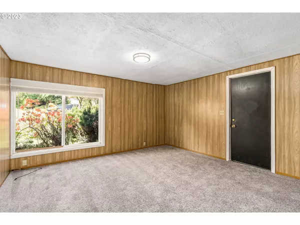 10000 SW 25TH AVE, Portland, OR 97219