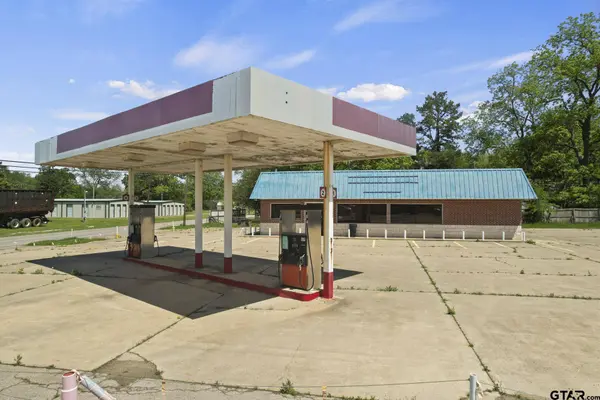 101 E 5th, Winfield, TX 75493