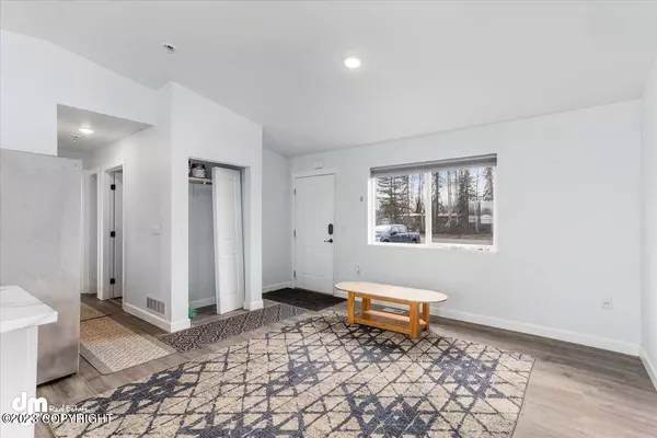 1797 S Spruce CT, Big Lake, AK 99652