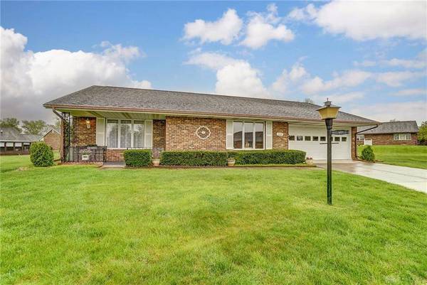 1037 Carson Lane, Springfield, OH 45503