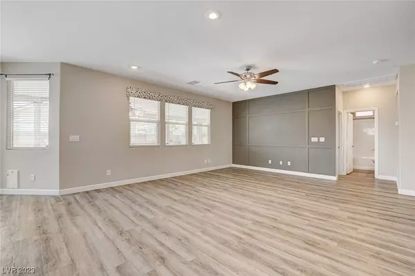 5911 Delonee Skies Avenue, Las Vegas, NV 89131