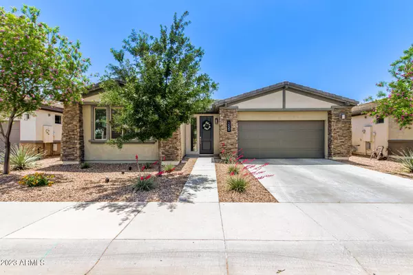 1535 W SILVER CREEK Lane, San Tan Valley, AZ 85140