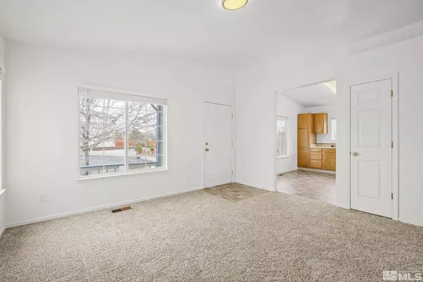 17535 Bear Lake Dr, Reno, NV 89508-5022