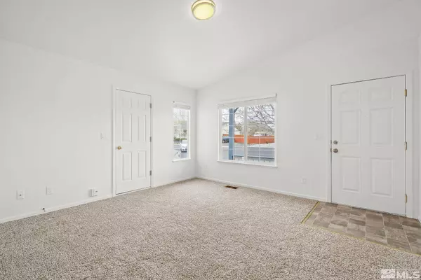 17535 Bear Lake Dr, Reno, NV 89508-5022