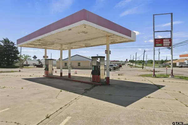 101 E 5th, Winfield, TX 75493