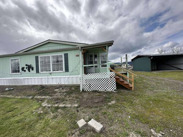 13883 Hal Ln, White City, OR 97503