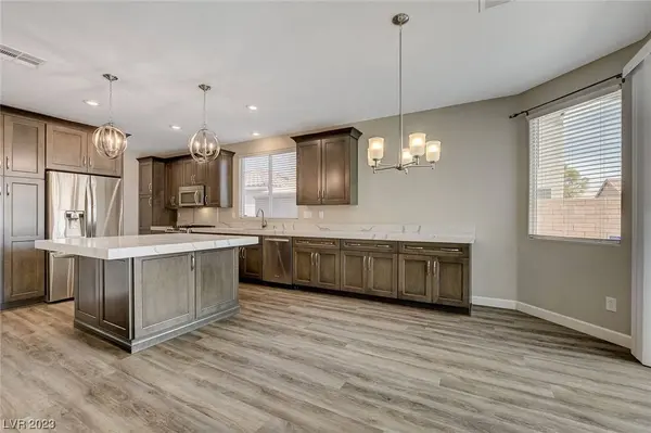 5911 Delonee Skies Avenue, Las Vegas, NV 89131