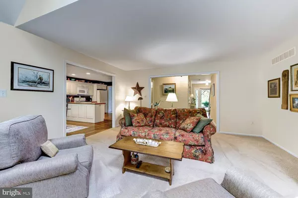 5021-A CHURCH RD, Mount Laurel, NJ 08054