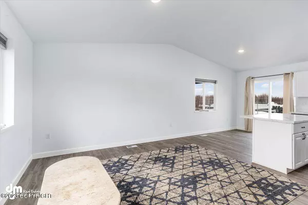 1797 S Spruce CT, Big Lake, AK 99652