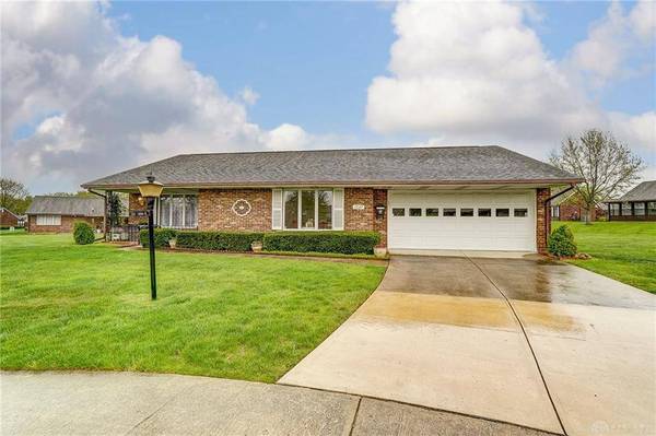 1037 Carson Lane, Springfield, OH 45503