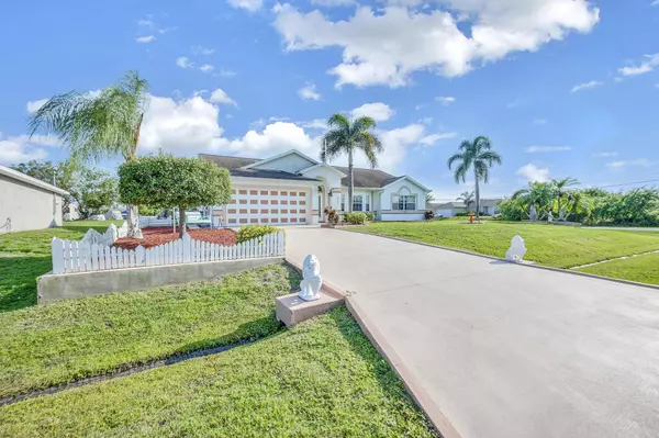 4691 SW Nackman TER, Port Saint Lucie, FL 34953