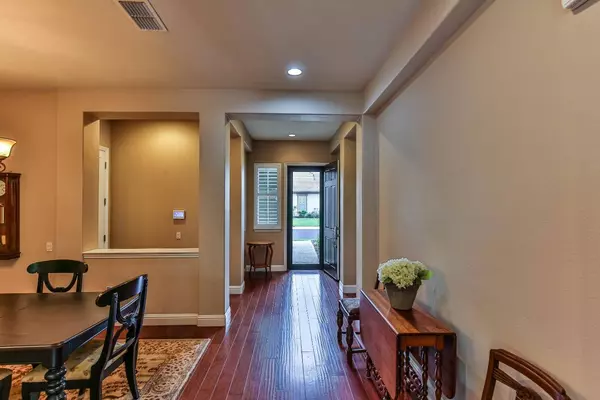 2265 Devonport LOOP, Roseville, CA 95747