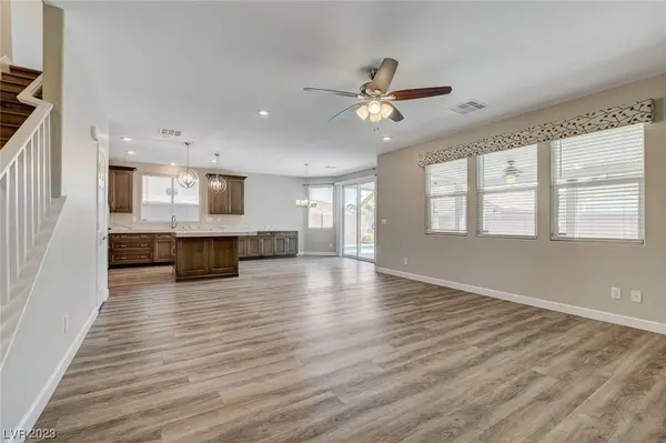 5911 Delonee Skies Avenue, Las Vegas, NV 89131