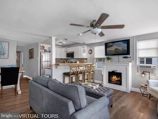 422 W GLENWOOD AVE, Wildwood, NJ 08260