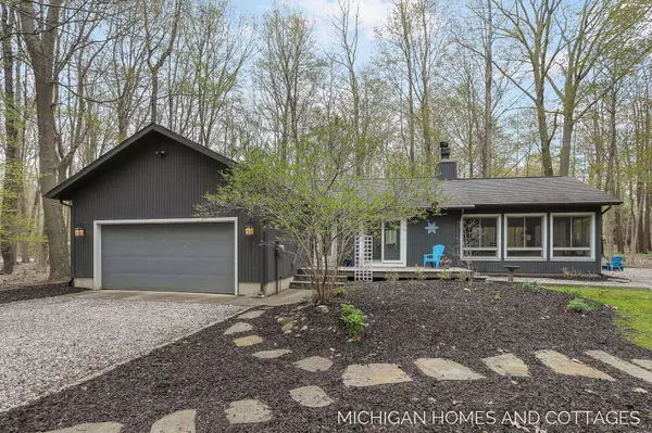 1227 Beech Drive, South Haven, MI 49090