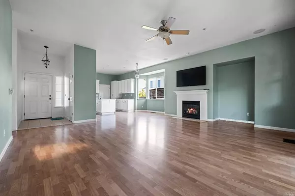 101 Lavender CT, Cloverdale, CA 95425