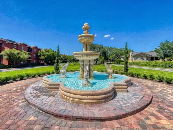 102 VISTA VERDI CIR #236, Lake Mary, FL 32746