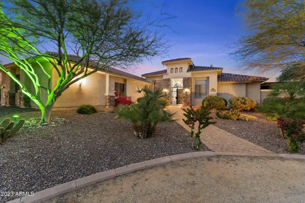 25208 W MEDINAH Way, Morristown, AZ 85342