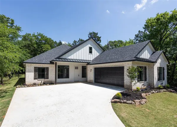 377 Dublin Circle, Gordonville, TX 76245