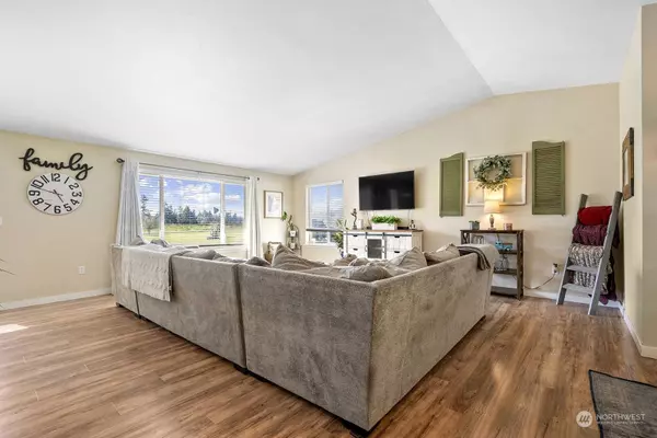 18144 Guava ST SW, Rochester, WA 98579