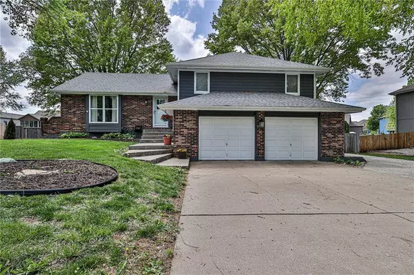 710 Finch ST, Raymore, MO 64083