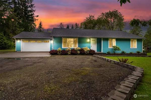 5535 Johnson Point RD NE, Olympia, WA 98516