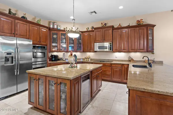 25208 W MEDINAH Way, Morristown, AZ 85342