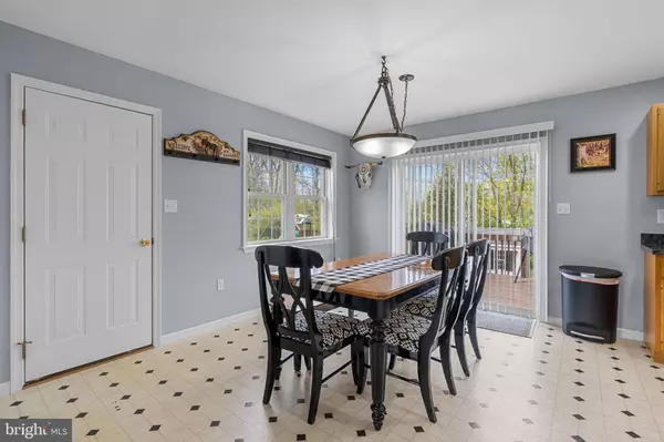 17 LAMBS LN, Jonestown, PA 17038