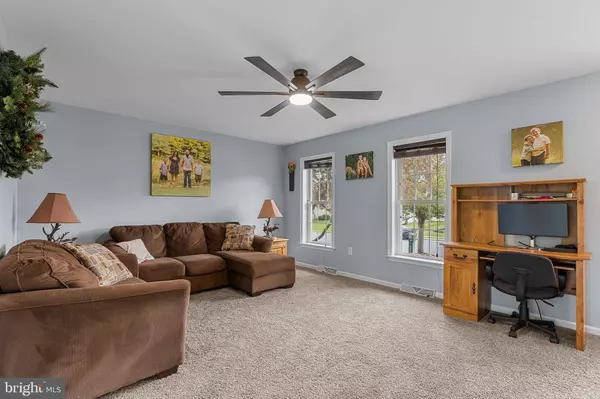 17 LAMBS LN, Jonestown, PA 17038