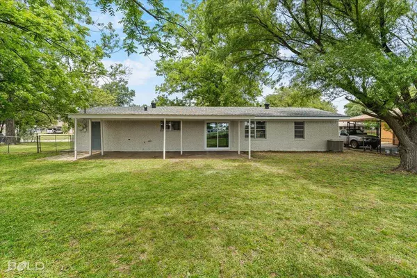 1106 Caroline Drive, Bossier City, LA 71112