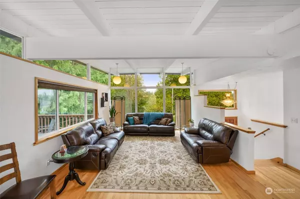 20931 SE 268th ST, Covington, WA 98042