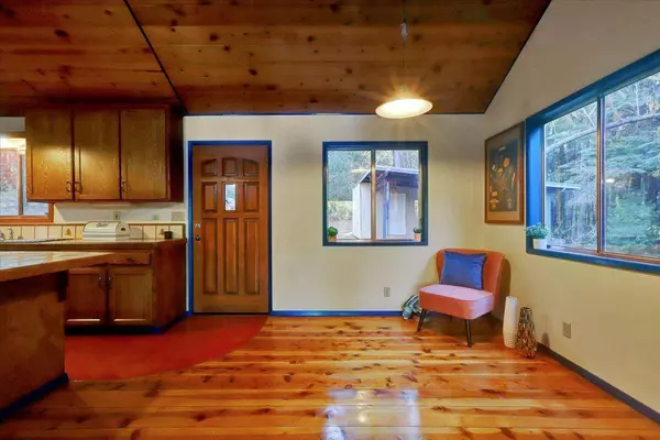 2051 Ridge RD, North San Juan, CA 95960