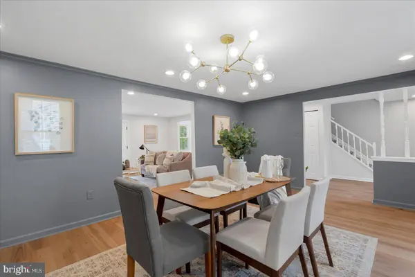 13 COUNTRY MILL CT, Catonsville, MD 21228